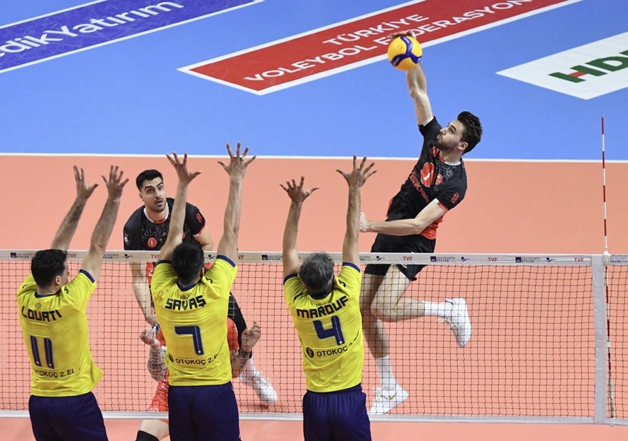 Ziraat Bankkart Fenerbah Eyi Evinde Le Ge Ti Voleybolunadresi