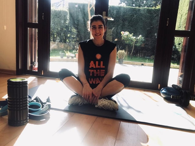 Melis Durul evden aktarıyor