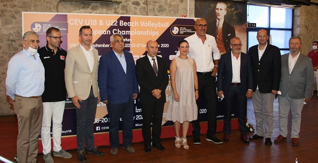 U18 ve U22 Plaj Voleybolu Avrupa Şampiyonaları’nın Tanıtım Toplantısı Yapıldı