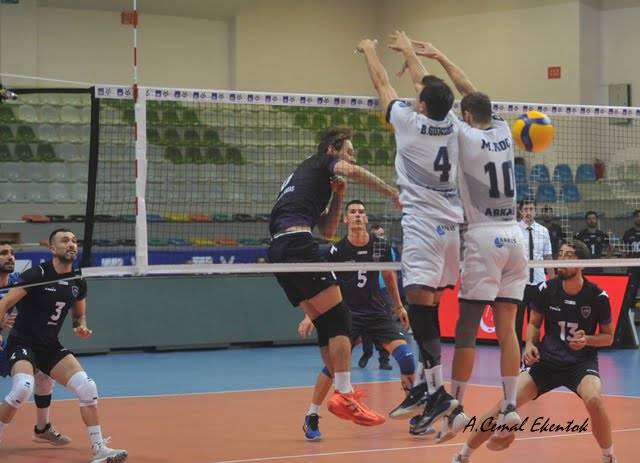 Afyon Belediye Yüntaş-Arkas: 1-3