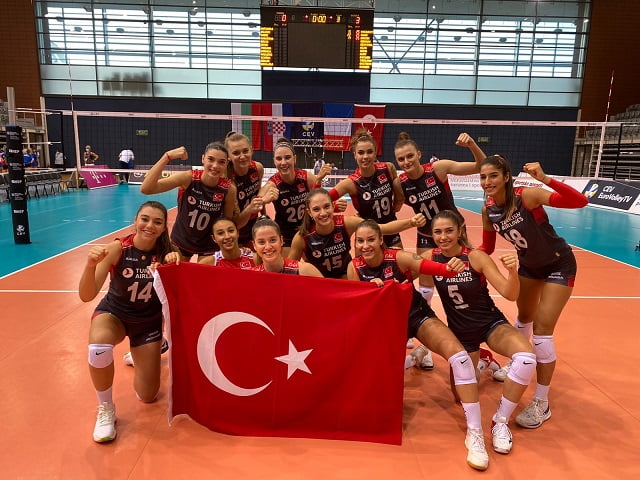 U19 Genç Kız Milli Takımımız, Avrupa Şampiyonası’nda Yarı Finalde