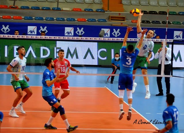Bursa Büyükşehir Belediyespor,  Afyon Belediye Yüntaş'a set vermedi