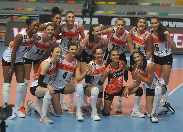 Eczacıbaşı VitrA, tecrübesini konuşturdu 3-0