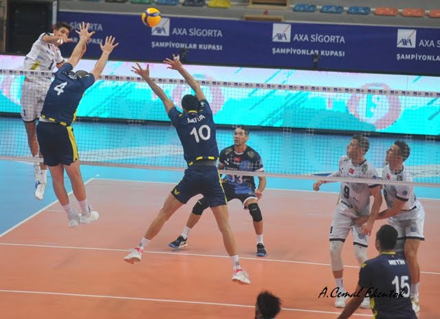 Fenerbahçe HDI Sigorta "Süper" Şampiyon