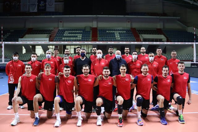 A Milli Erkek Voleybol Takımımız İstanbul’da Kampa Girdi
