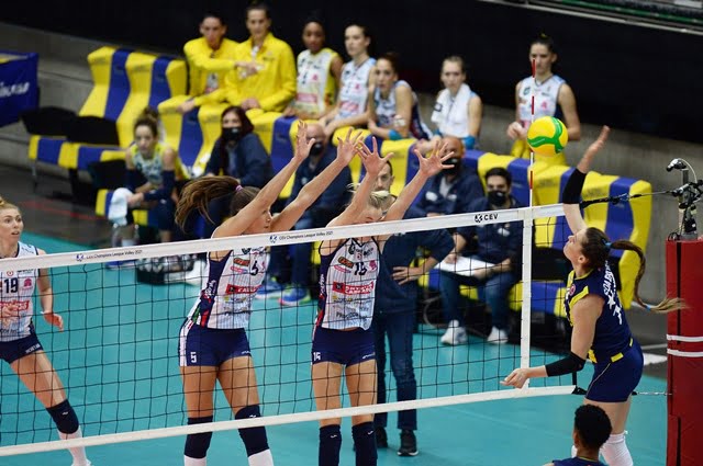 Fenerbahçe Opet, Imoco Conegliano’ya 3-0 Mağlup Oldu
