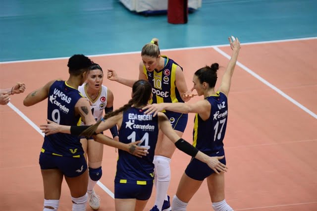 Fenerbahçe Opet, Şampiyonlar Ligi’ne Galibiyetle Başladı