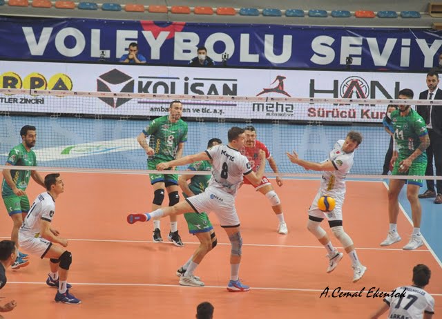 Bursa BBSK 1-3 Arkas Spor