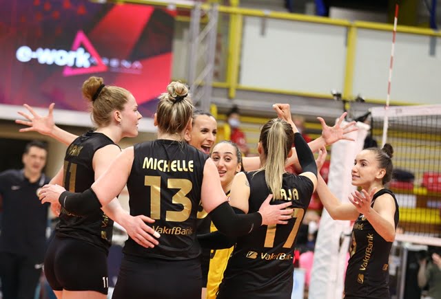 VakıfBank, toplamda 9’uncu kez Devler Ligi’nde finalde