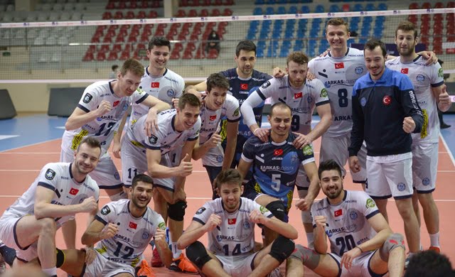 Arkas Spor, AXA Sigorta Kupa Voley'de yarı finalde