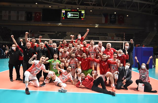 Ziraat Bankkart, CEV Challenge Kupasına altın setle adını finale yazdırdı