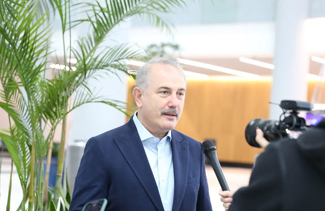 VakıfBank Spor Kulübü Başkanı Abdi Serdar Üstünsalih'in mesajı