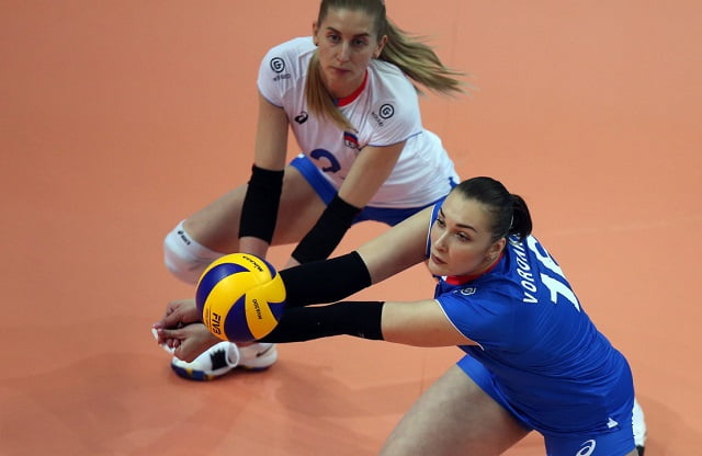 Eczacıbaşı Dynavit, Rus smaçör Irina Voronkova renklerine bağladı