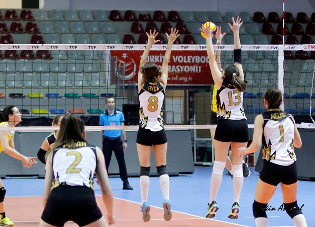 Altın File Gençlik Spor - Emin İmen Gençlik ve Spor : 1-3