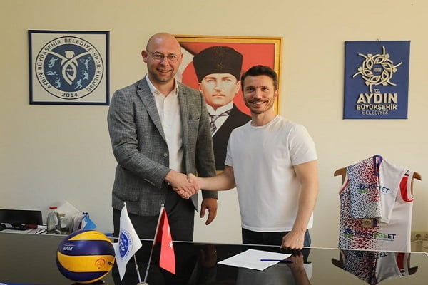 Aydın BŞ Belediyespor Alper Hamurcu ile sözleşmesini uzattı