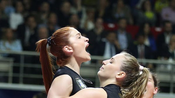 Tuğba Şenoğlu, Türk Voleybolu için çok önemli bir yetenek