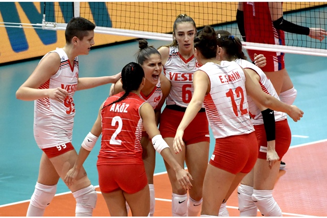 Sırbistan - Türkiye : 3-0