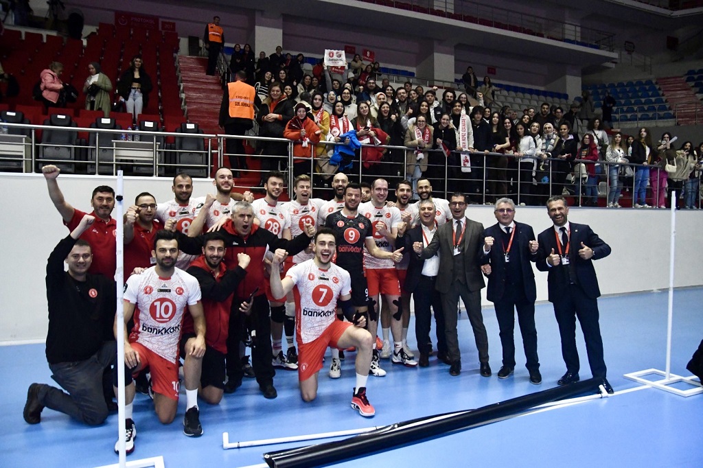 Ziraat Bankkart'n İstanbul deplasmanından müthiş dönüşü