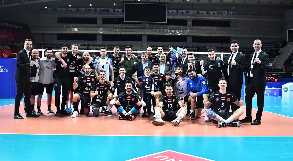 Başkent derbisi Halkbank' ın