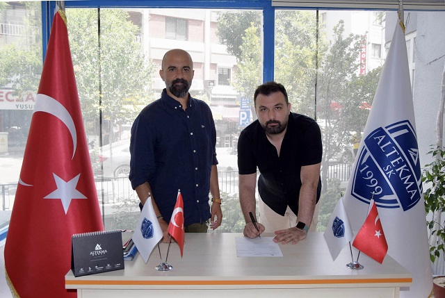 Altekma, baş antrenörlük görevine Ömer Tok’u getirdi.