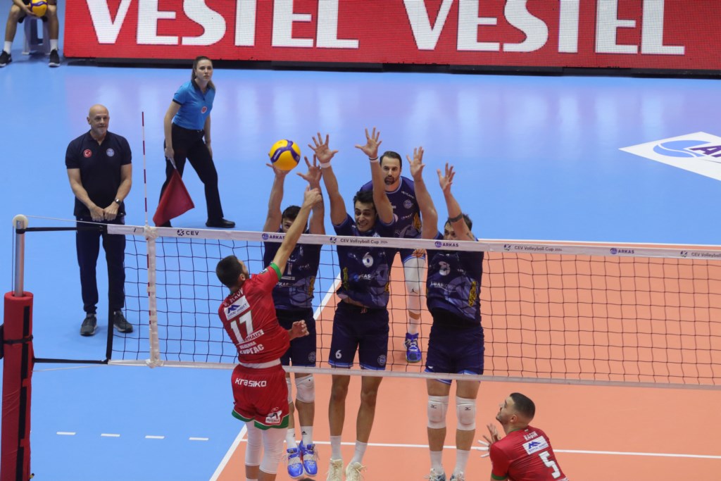 Arkas Spor, adını 8'li final turuna yazdırdı