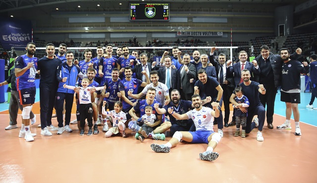 CEV Şampiyonlar Erkekler Ligi'nde Berlin duvarını aşan Halkbank!