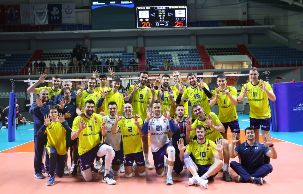 Fenerbahçe Parolapara, ligde 10 da 10 yaptı