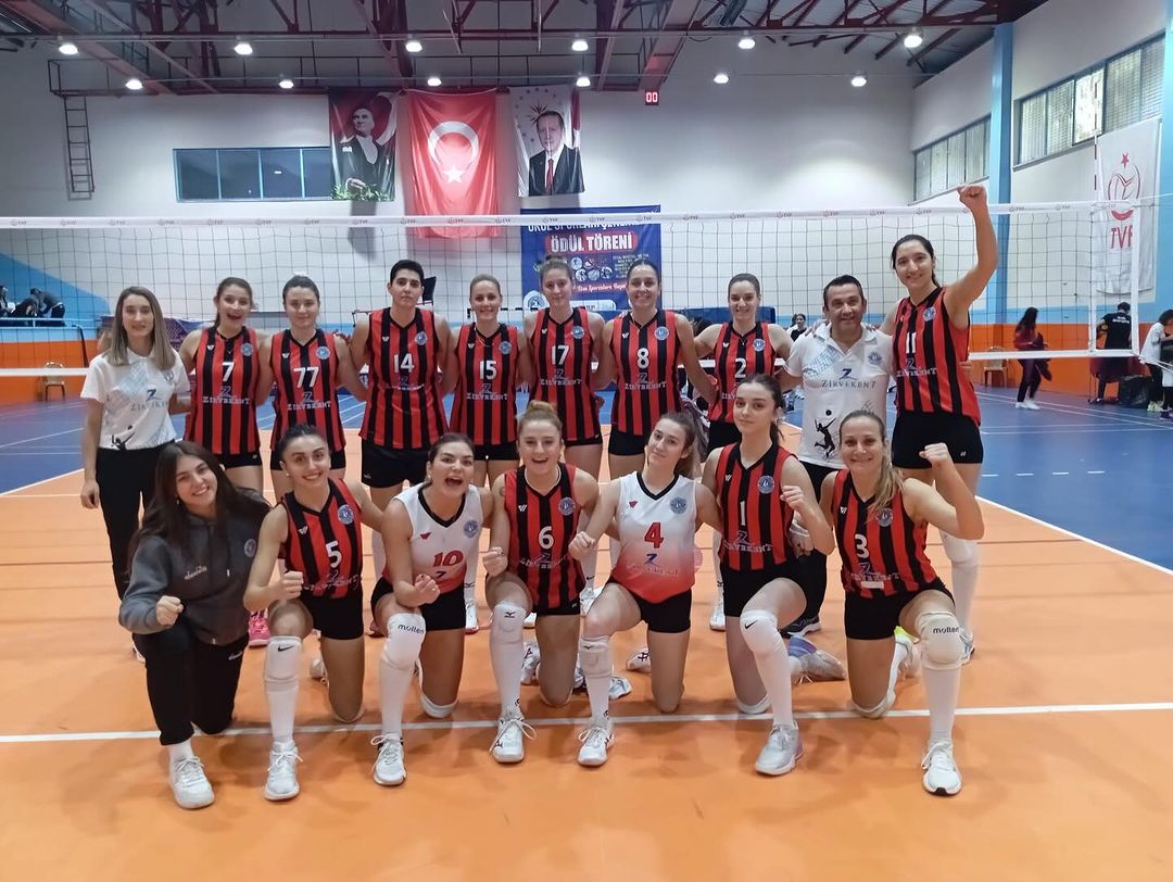 Çiftlikköy Belediyespor Liderlik yarışında yoluna devam ediyor