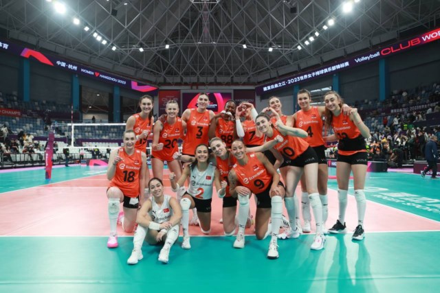 Eczacıbaşı Dynavit, FIVB Dünya Kulüpler Şampiyonası’nda finalde
