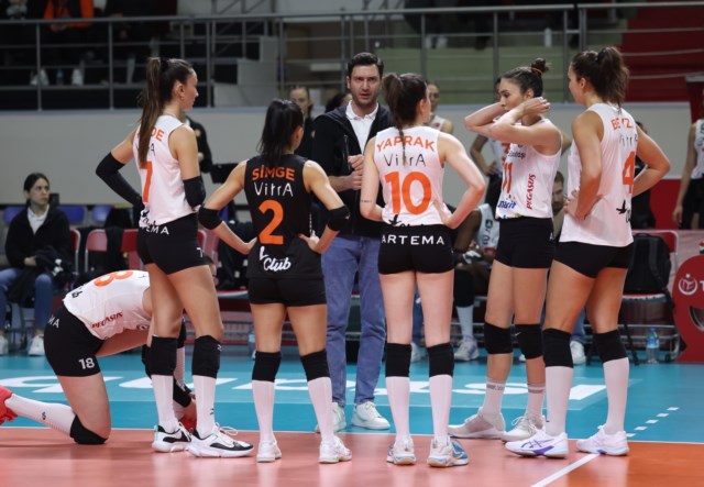 Eczacıbaşı Dynavit'in ilk sınavı TRT SPOR'da