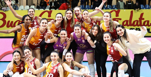 Galatasaray Daikin sahasında 5.sette galibiyeti aldı