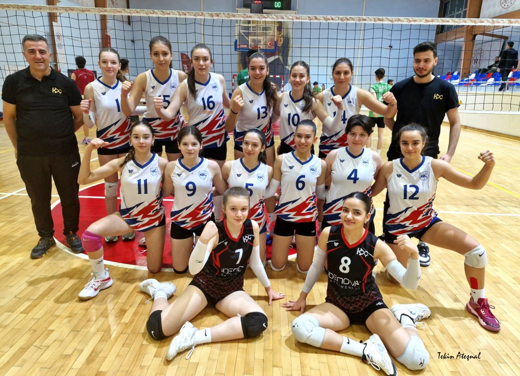 Bursa Bölgesel Yıldız Kızlarda Bursa Koç Spor ile Emin İmen Spor karşılaştı