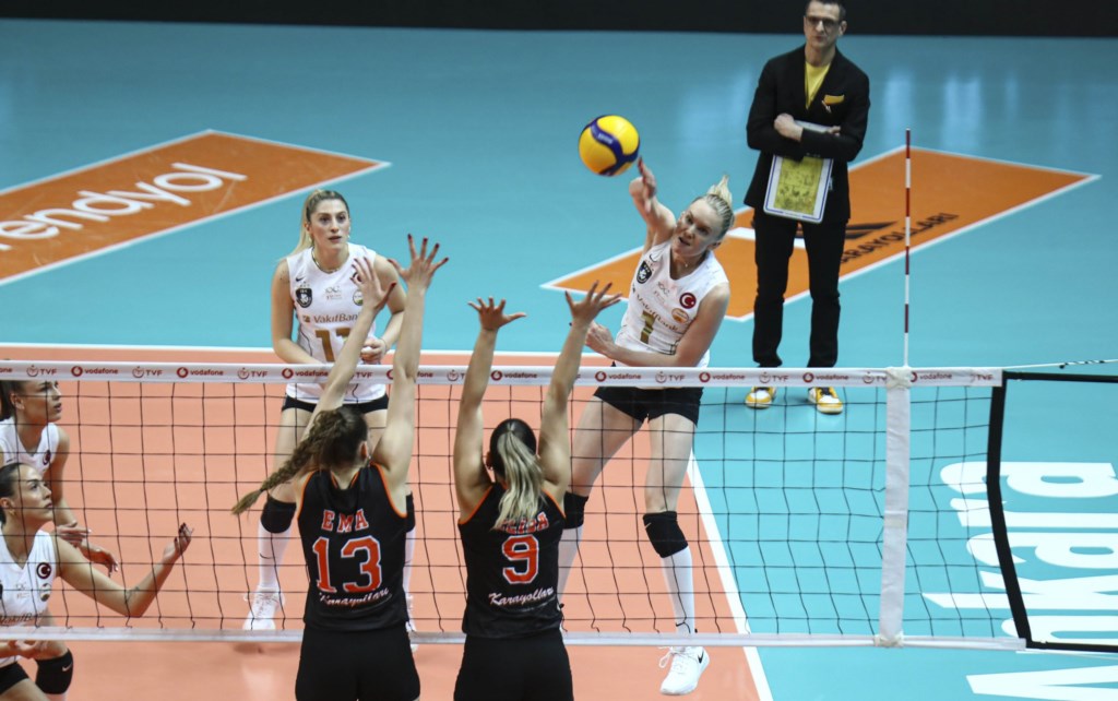VakıfBank, Başkent deplasmanından mutlu dönüyor