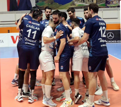TÜRŞAD, sahasında Hatay Büyükşehir Belediyespor'a bir set verdi