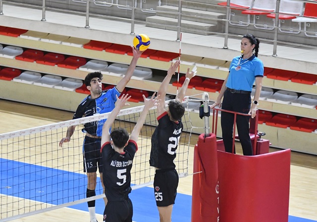 Genç Erkekler Türkiye Şampiyonası Yarı Finale Yükselen Takımlar Belli Oldu