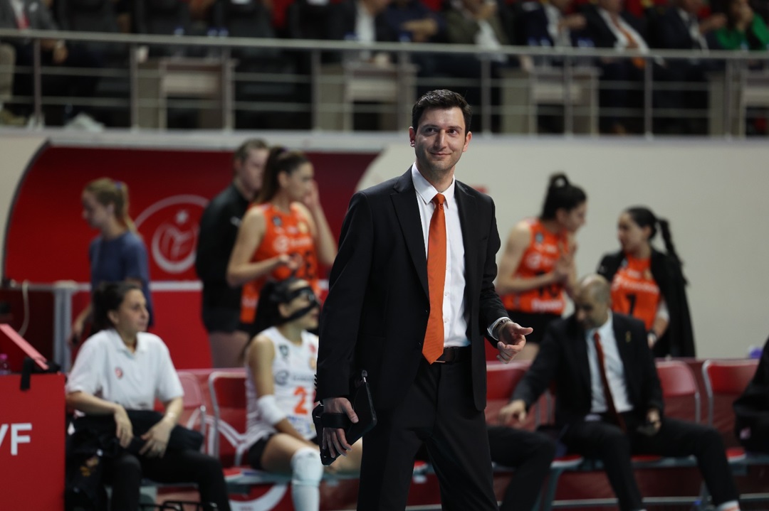Eczacıbaşı Dynavit’te Ferhat Akbaş ile yollar ayrıldı