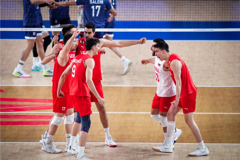Filenin Efeleri'nin 2026 VNL Maç Programı Belli Oldu