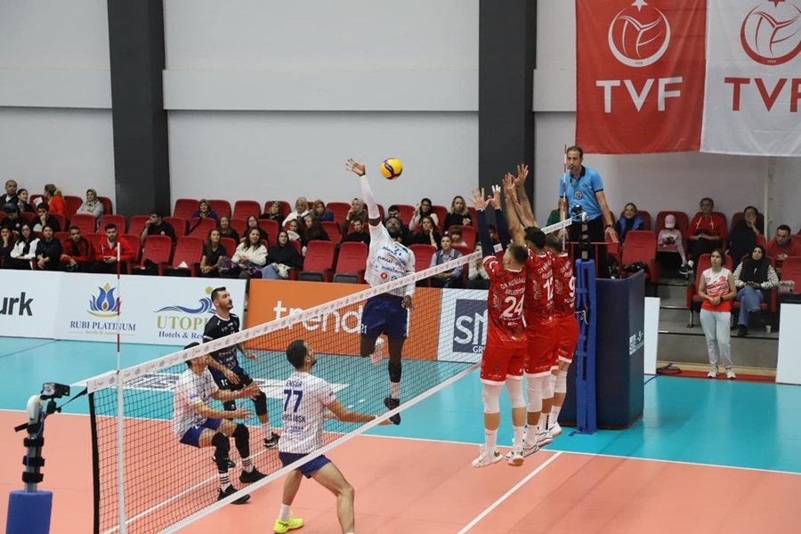 ON Hotel Alanya Belediyespor – Bursa Büyükşehir Belediyespor : 3-0