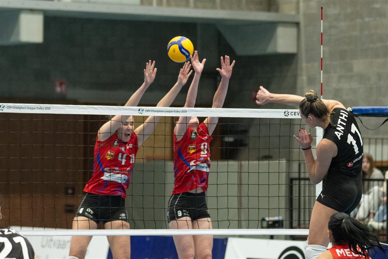 Kadınlar CEV Cup’ta iki maç oynandı