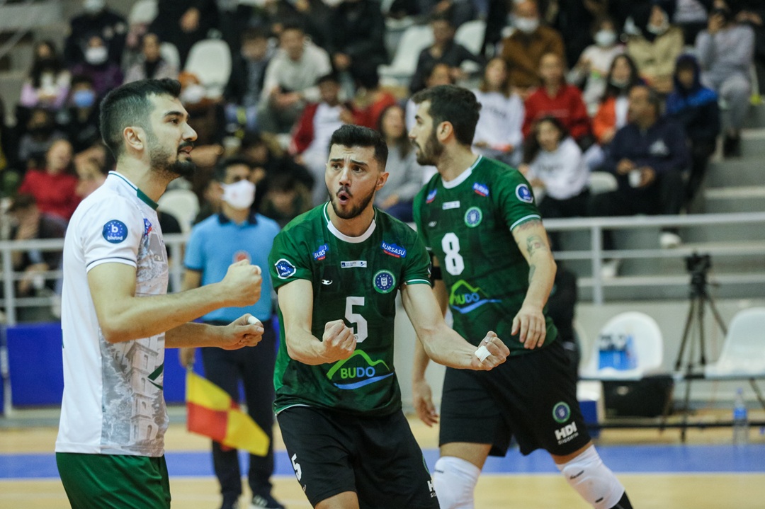 Burhan Zorluer de yeniden Bursa Büyükşehir Belediyespor’da