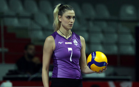 Fenerbahçe Medicana, orta oyuncu Fatma Beyaz’ı kadrosuna kattı