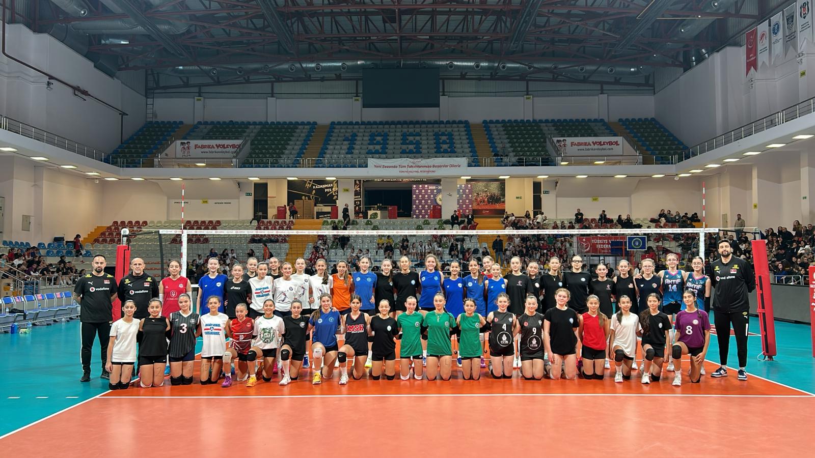 Altyapı Kız Milli Takımı Sporcu Taramaları Bursa'da Yapıldı