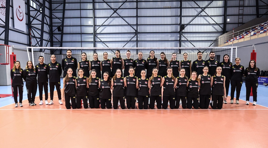 U18 Kadın Milli Takımımız Avrupa Şampiyonası Müsabakaları İçin Ankara'da Kampa Girdi
