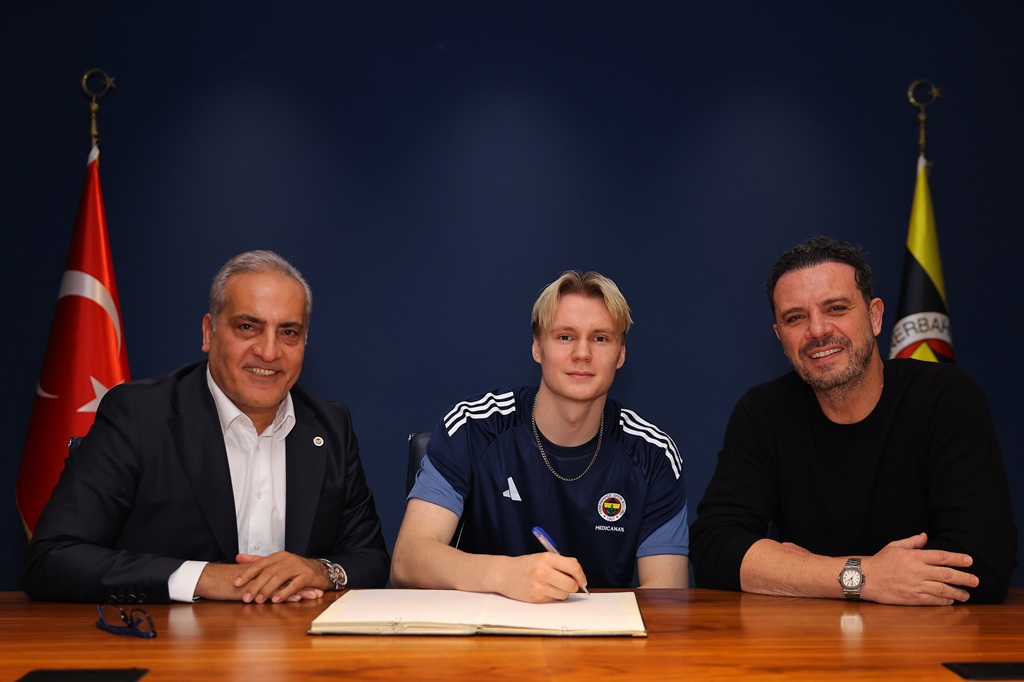 Fenerbahçe Medicana, Finlandiyalı smaçör Luka Marttila’yı transfer etti