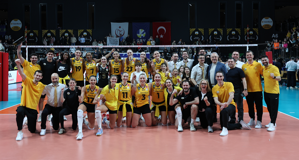 Lider VakıfBank, Fenerbahçe Medicana galibiyetiyle Liderliğini perçinledi