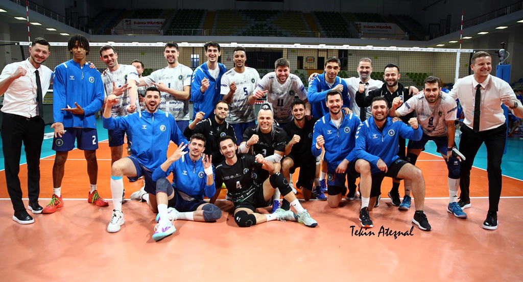 Bursa Büyükşehir Belediyespor, İBB Spor'a bir set verdi