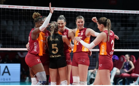 Galatasaray Daikin evinde Zeren Spor'u 3-1 mağlup etti
