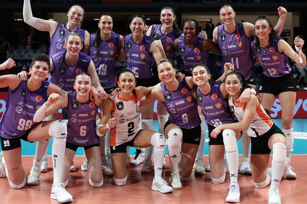 Eczacıbaşı Dynavit sahasında KS Developres Rzeszow’ yu 3-1 le geçti