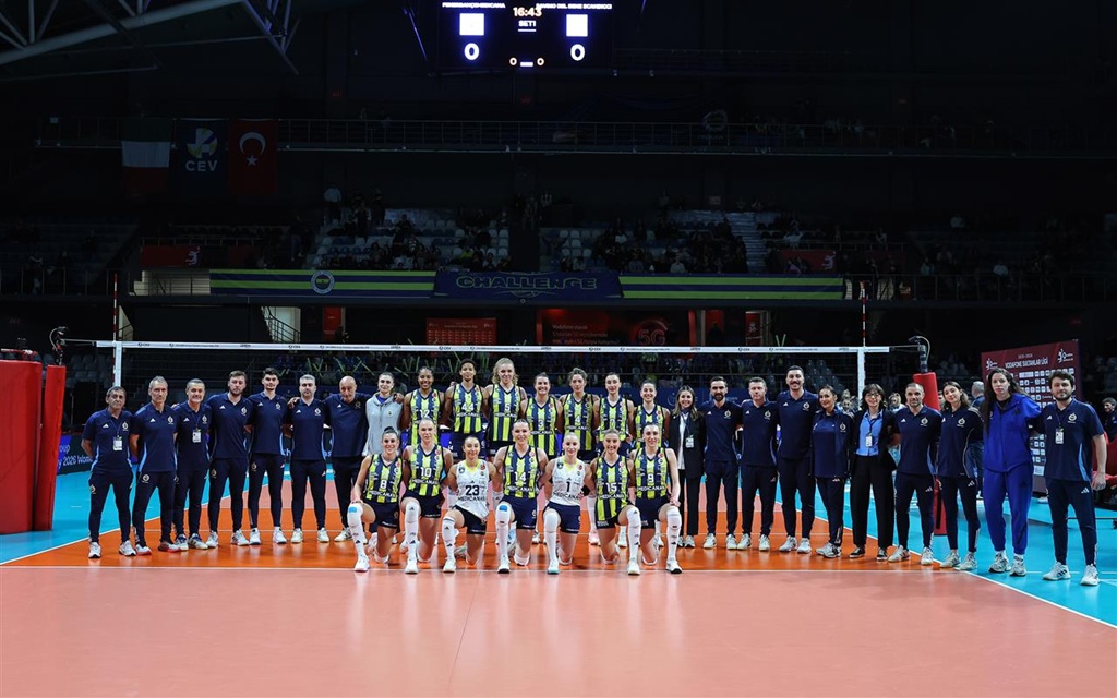 Fenerbahçe Medicana, CEV Şampiyonlar Ligi’ne altın sette veda etti