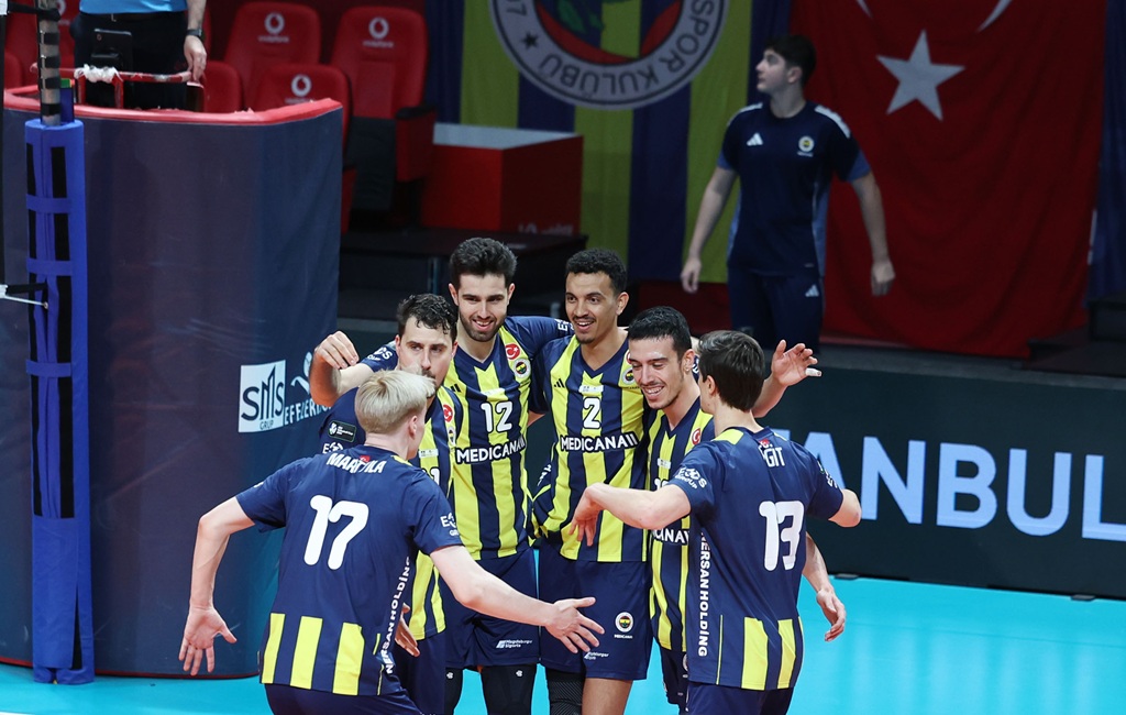 Fenerbahçe Medicana, seride 2-0 getirdi ve ligi 5.sırada tamamladı